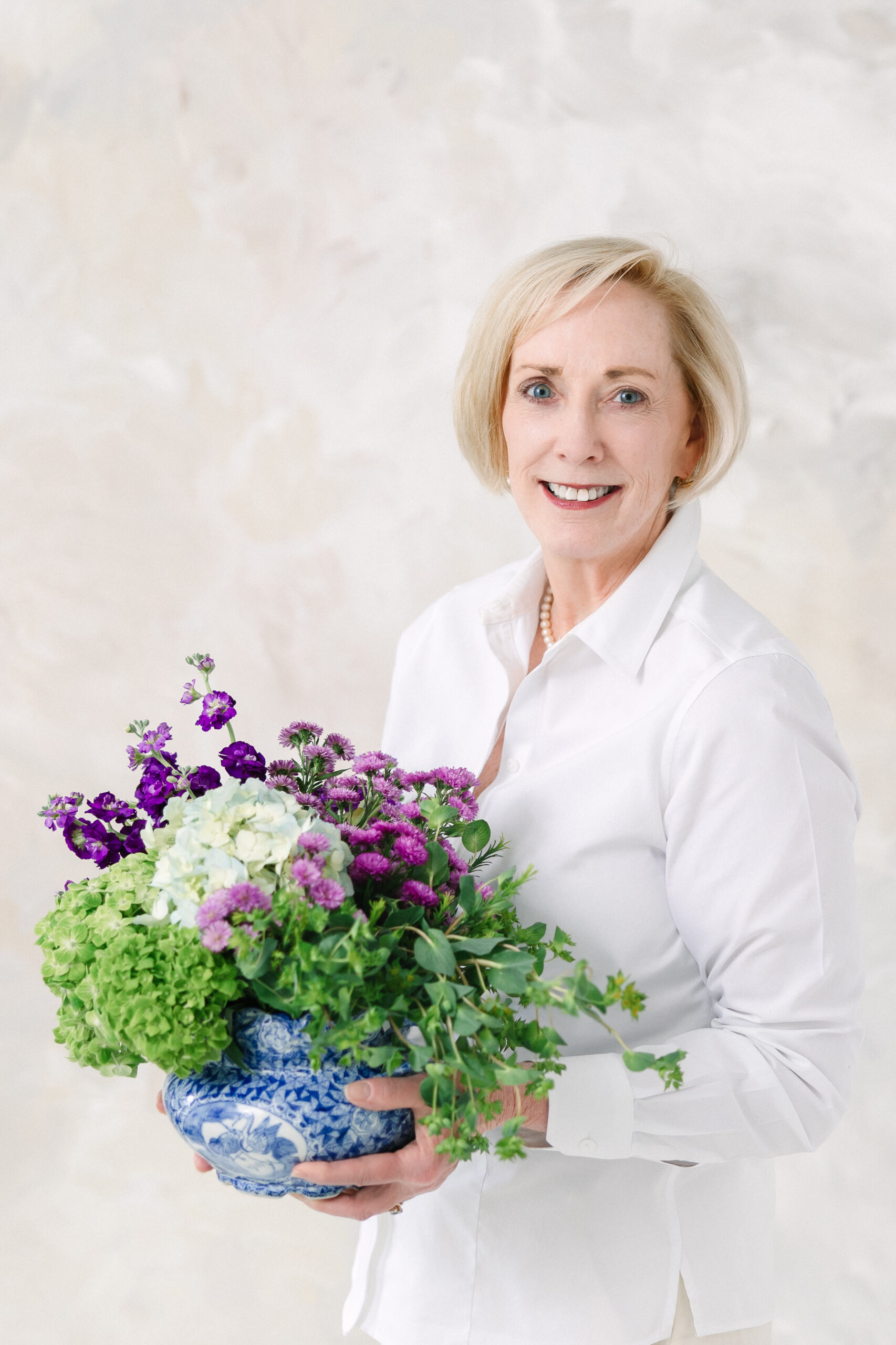 As the president of the Virginia Garden Board, this headshot helps to tell a story